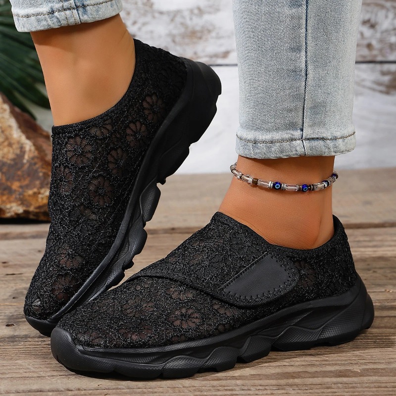 Damskie sneakersy, lekkie i od – Women'S Shoes Hey Dude recenzja i cena